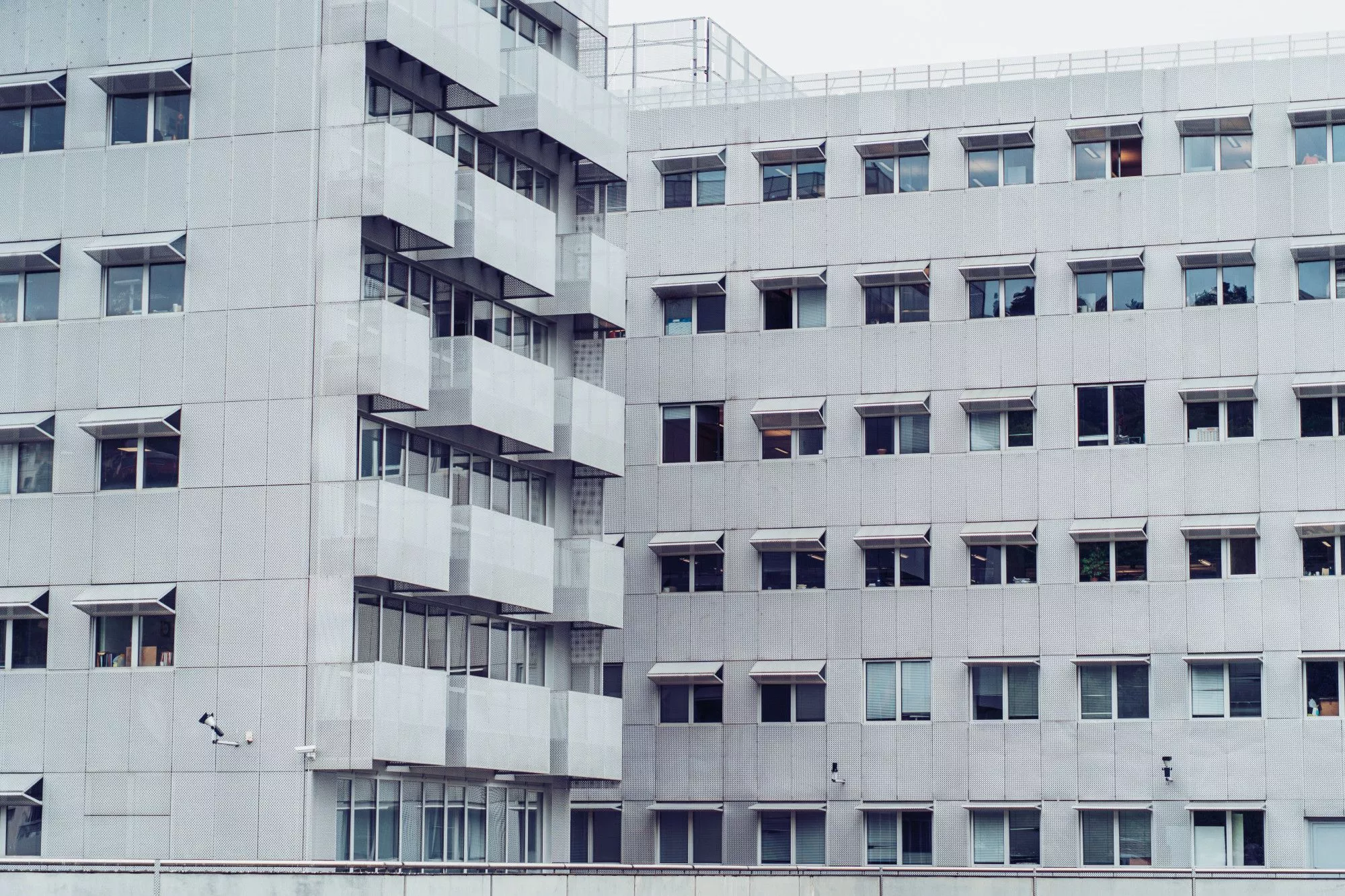 Image of A White Strata Building | Residential Strata Title Insurance | HMD Insurance
